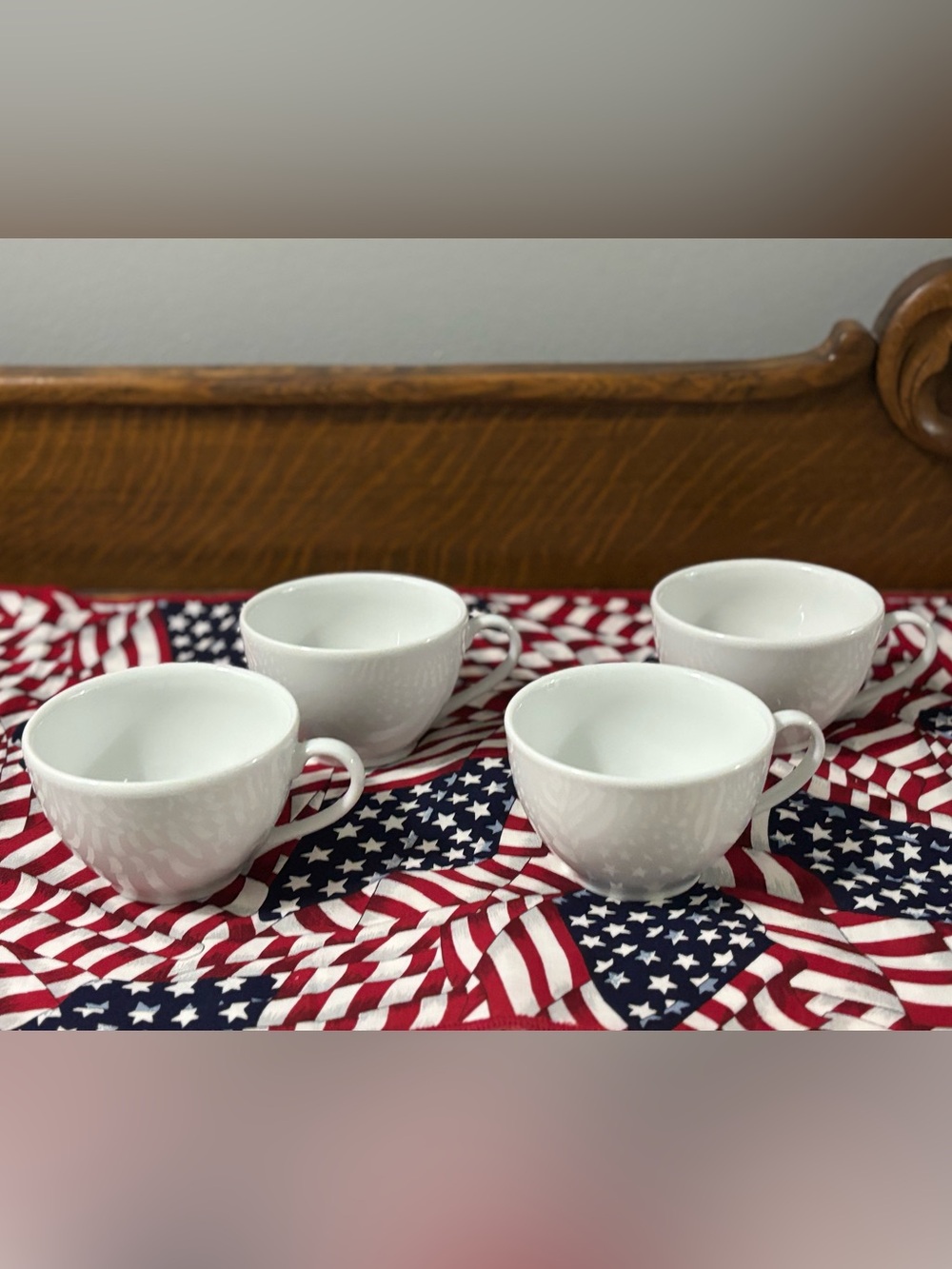 4 APILCO France Tradition White Porcelain Tea/Coffee ☕️ Mugs